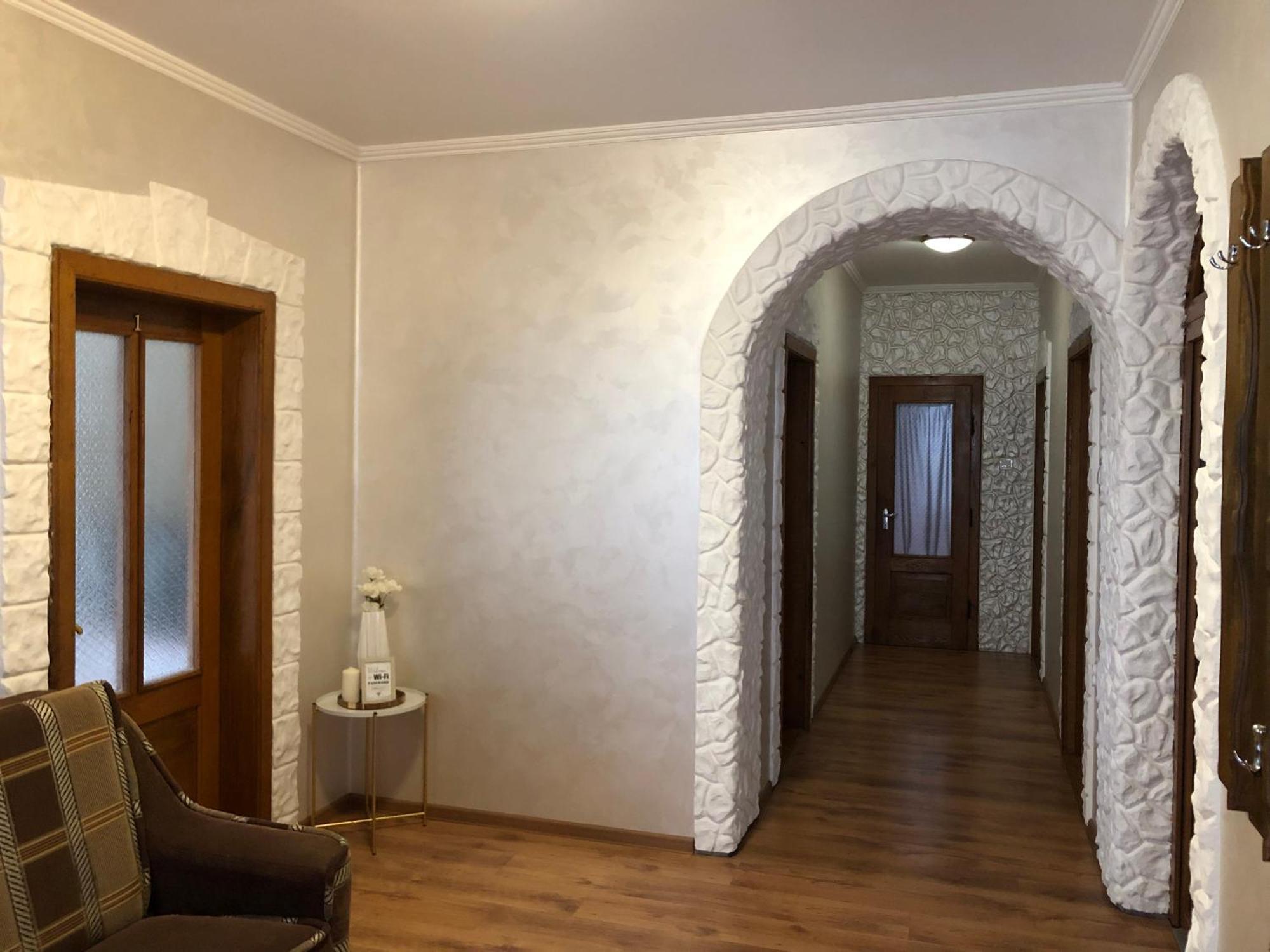 У Оксани Hotel Solochyn Exterior photo